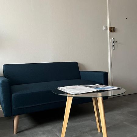 Joli Studio Avec Parking Prive, Bien Situe Moulins  Exteriör bild