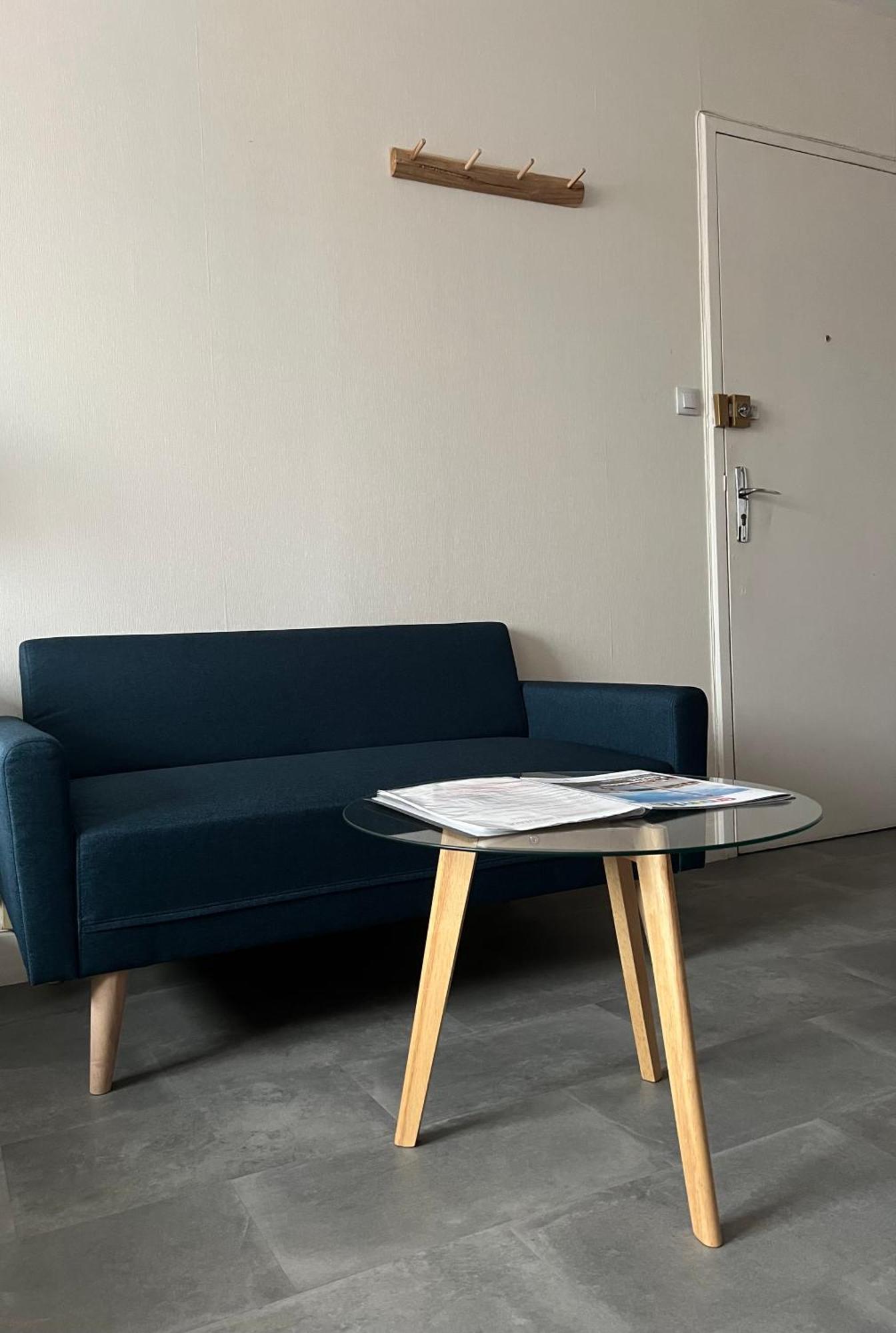 Joli Studio Avec Parking Prive, Bien Situe Moulins  Exteriör bild
